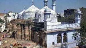 The Controversial History of Gyanvapi Mosque: Aurangzeb’s Decree and its Consequences